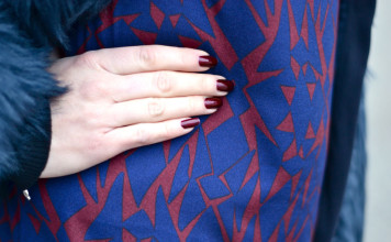 “The Pink Carpet” ci racconta come accostare lo smalto rosso all’outfit Come abbinare lo smalto rosso ad un vestito